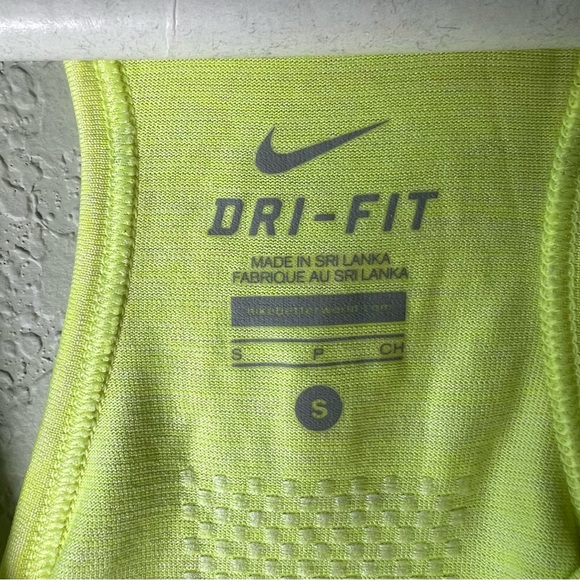Nike Dri-Fit Women’s Workout Running Strappy Tank Top Size Small Neon Yellow - Picture 4 of 7